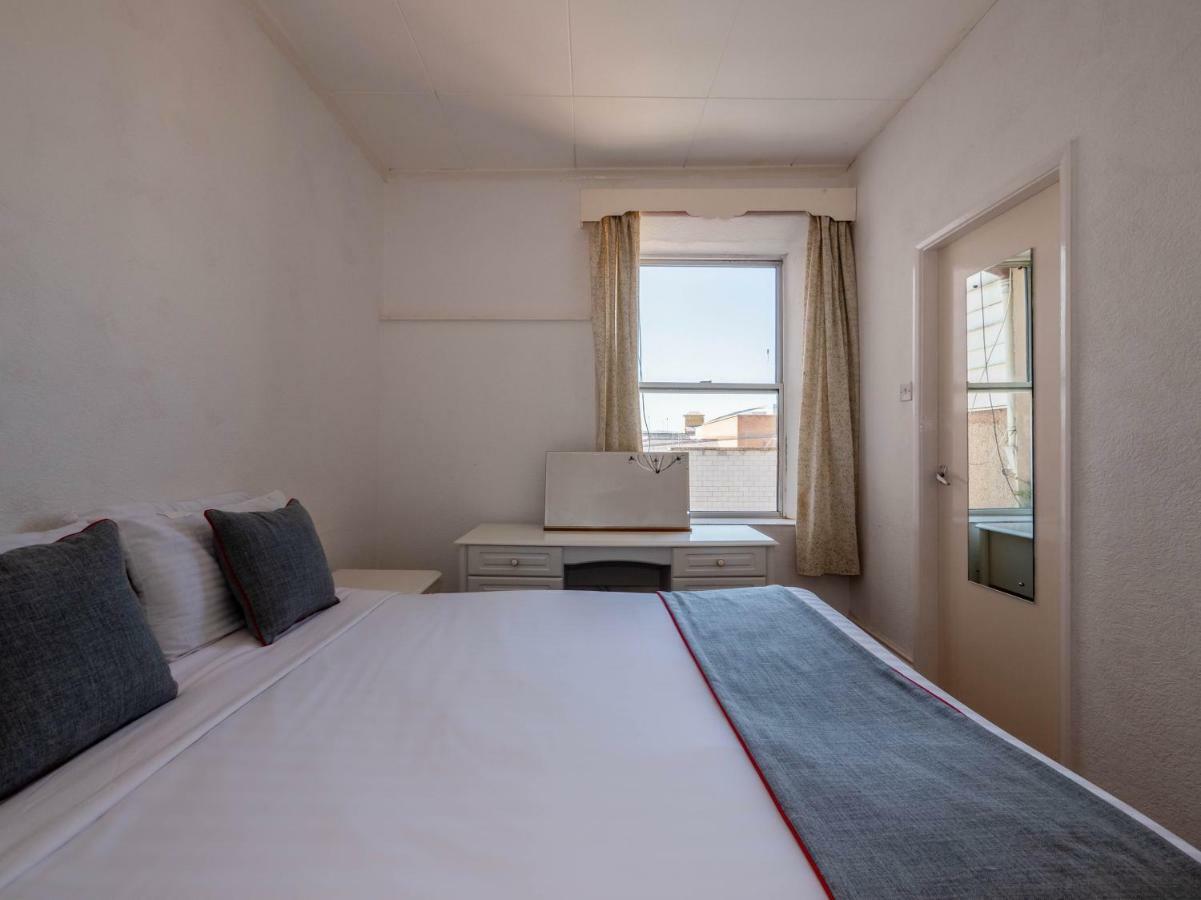 Whitehouse Hotel Llandudno Bagian luar foto